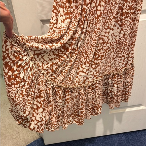 By Together Brown and White Tiered Maxi Sundress - Picture 3 of 9